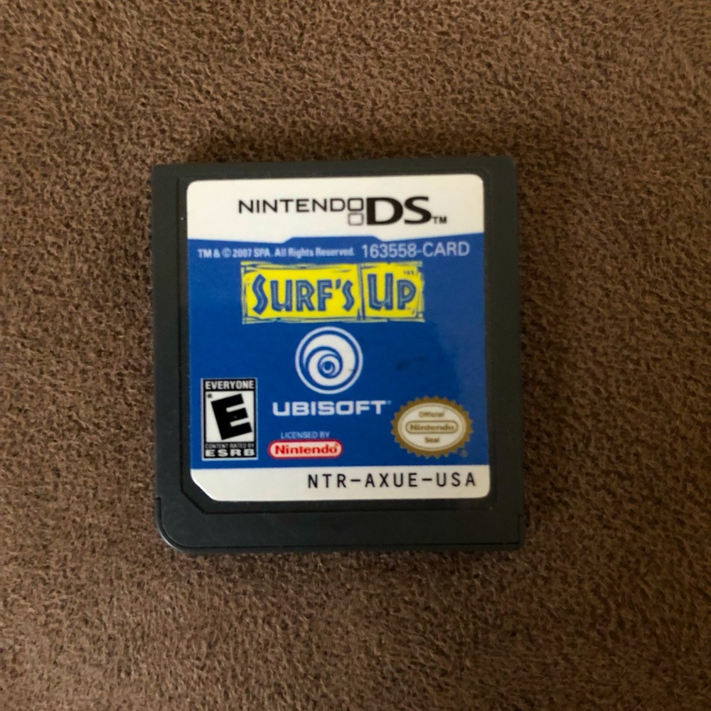 Surf’s Up Nintendo DS Game 🐧